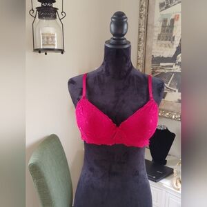 Elegant Red Lace Bra